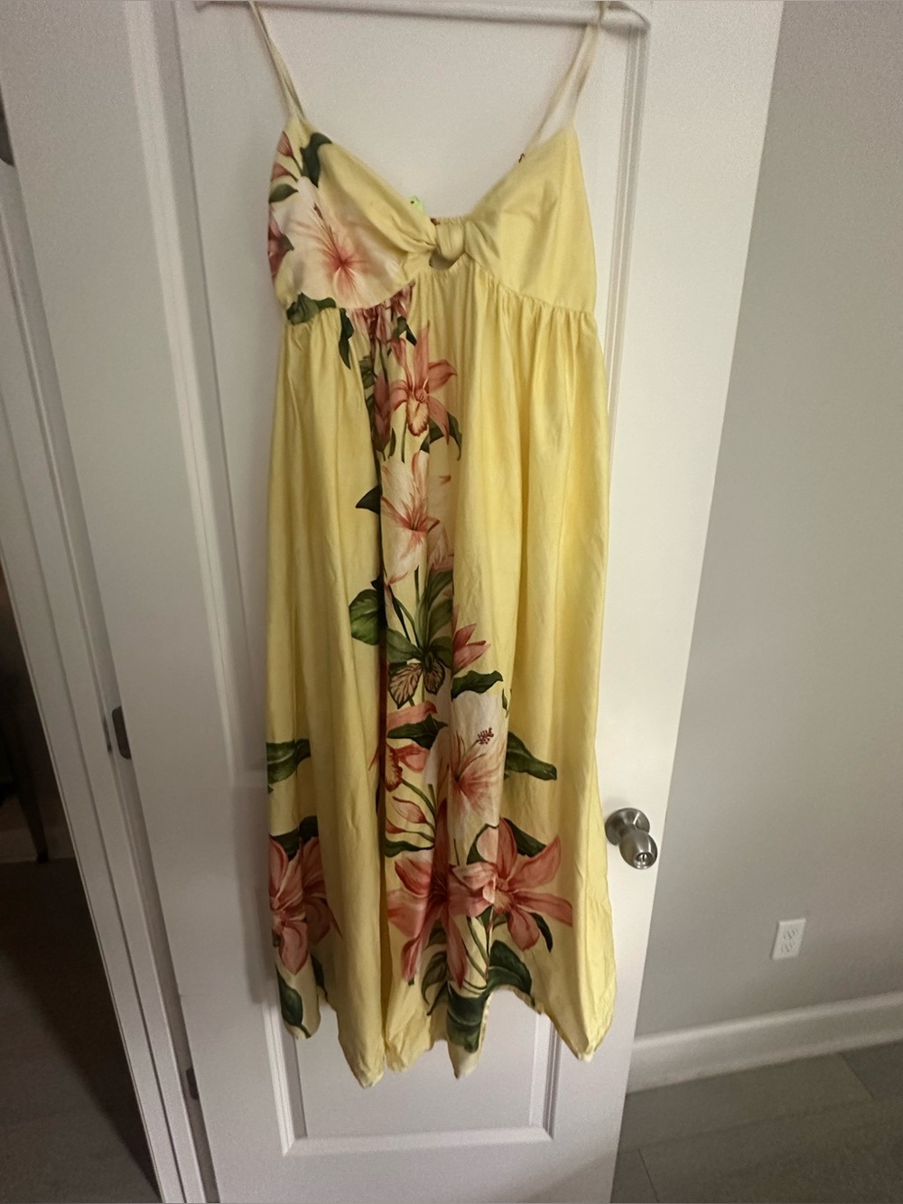 FARM Rio Strappy Floribel Print Maxi Dress - Picture 5 of 8
